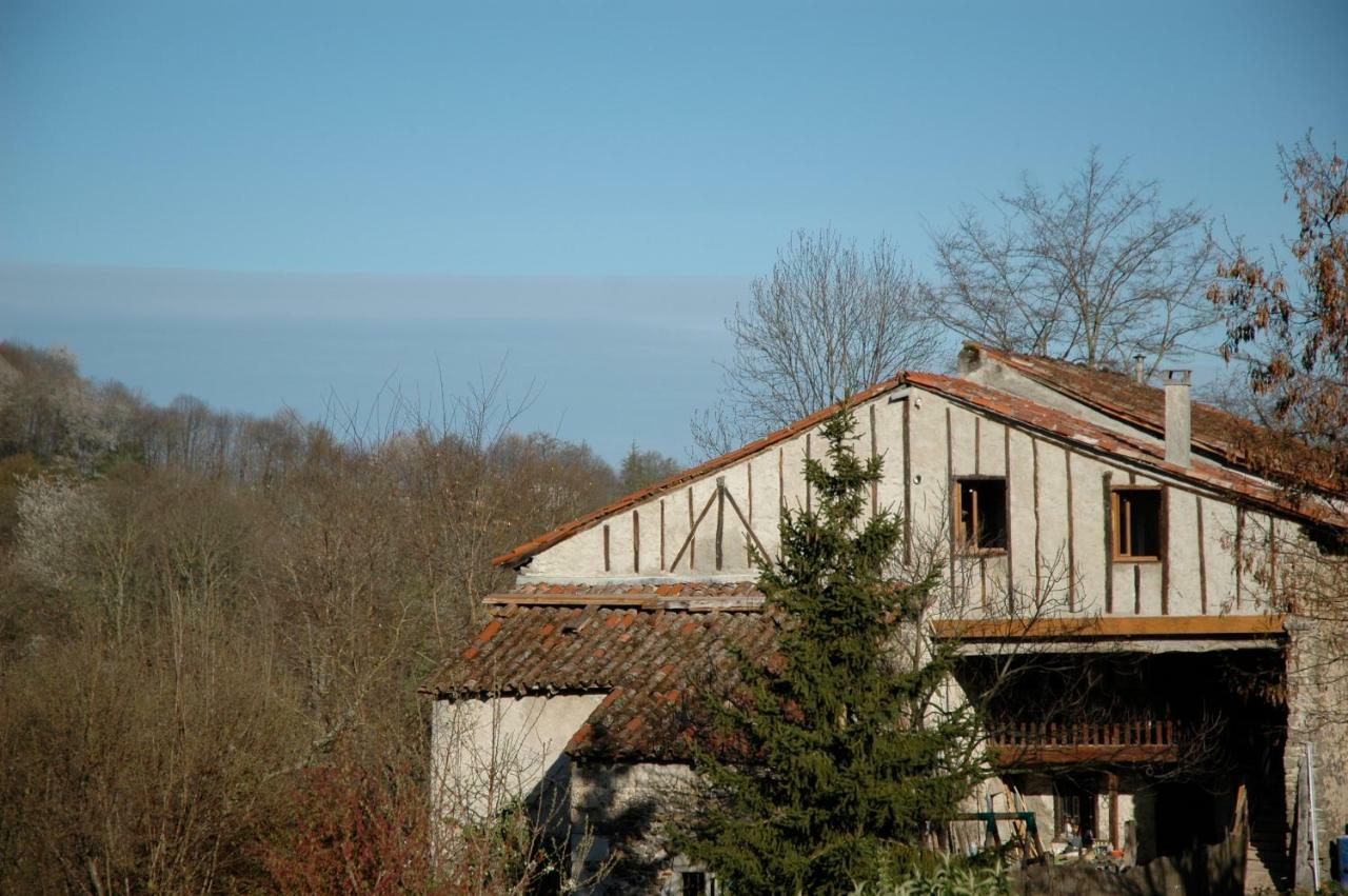 Gite Fermier De Saint-Lizier Exteriér fotografie